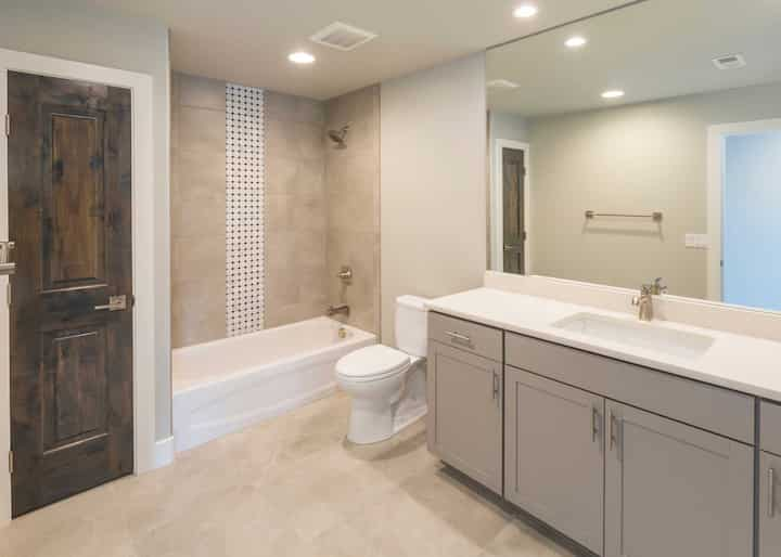 Complete bathroom remodeling professionals Fort Myers